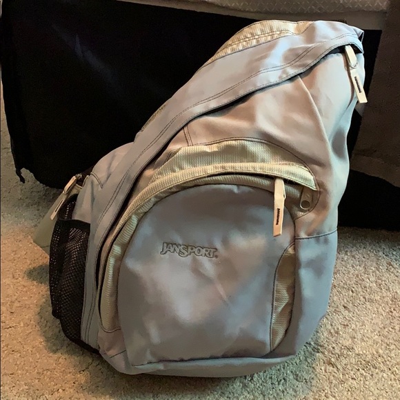jansport backpack multiple pockets